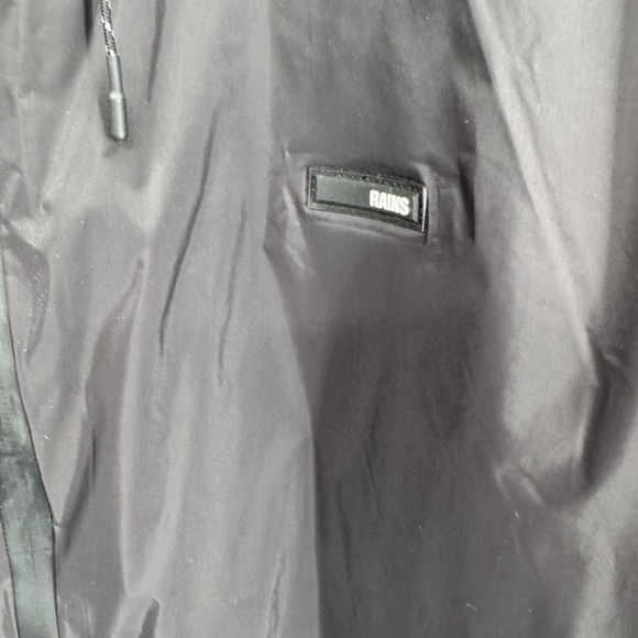 Rains Padded Nylon Coat Mens Large Black Hooded Waterproof Rain Jacket Outerwear - Picture 2 of 9